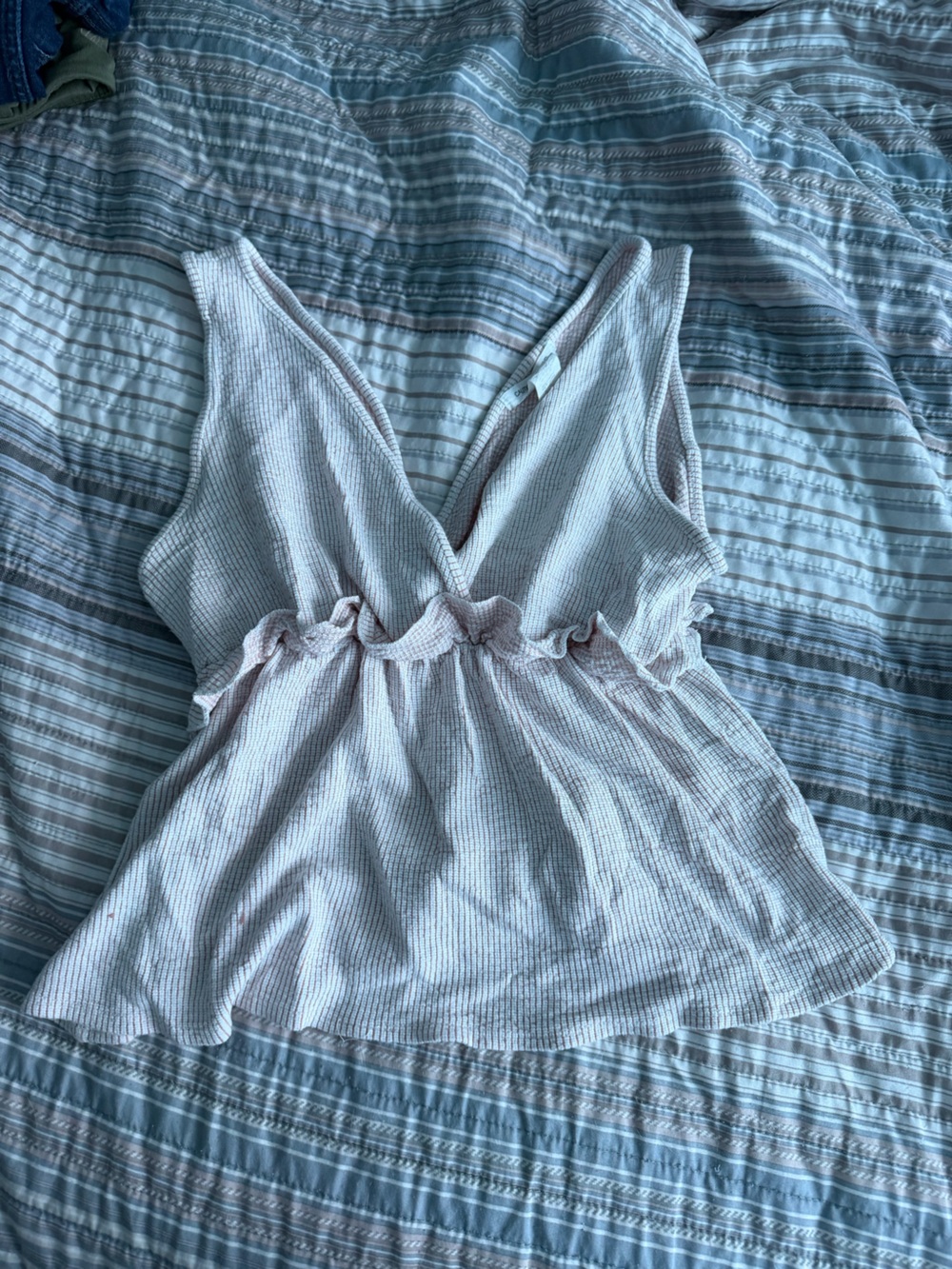 Charlotte Russe Pale Pink Ribbed V-Neck Peplum Tank